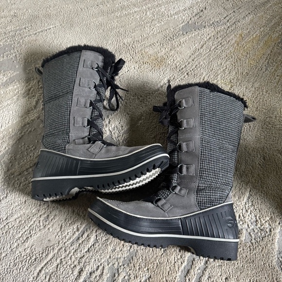Sorel Tivoli High II Snow Boots black gray checkered print lace up waterproof 8 - Picture 7 of 11